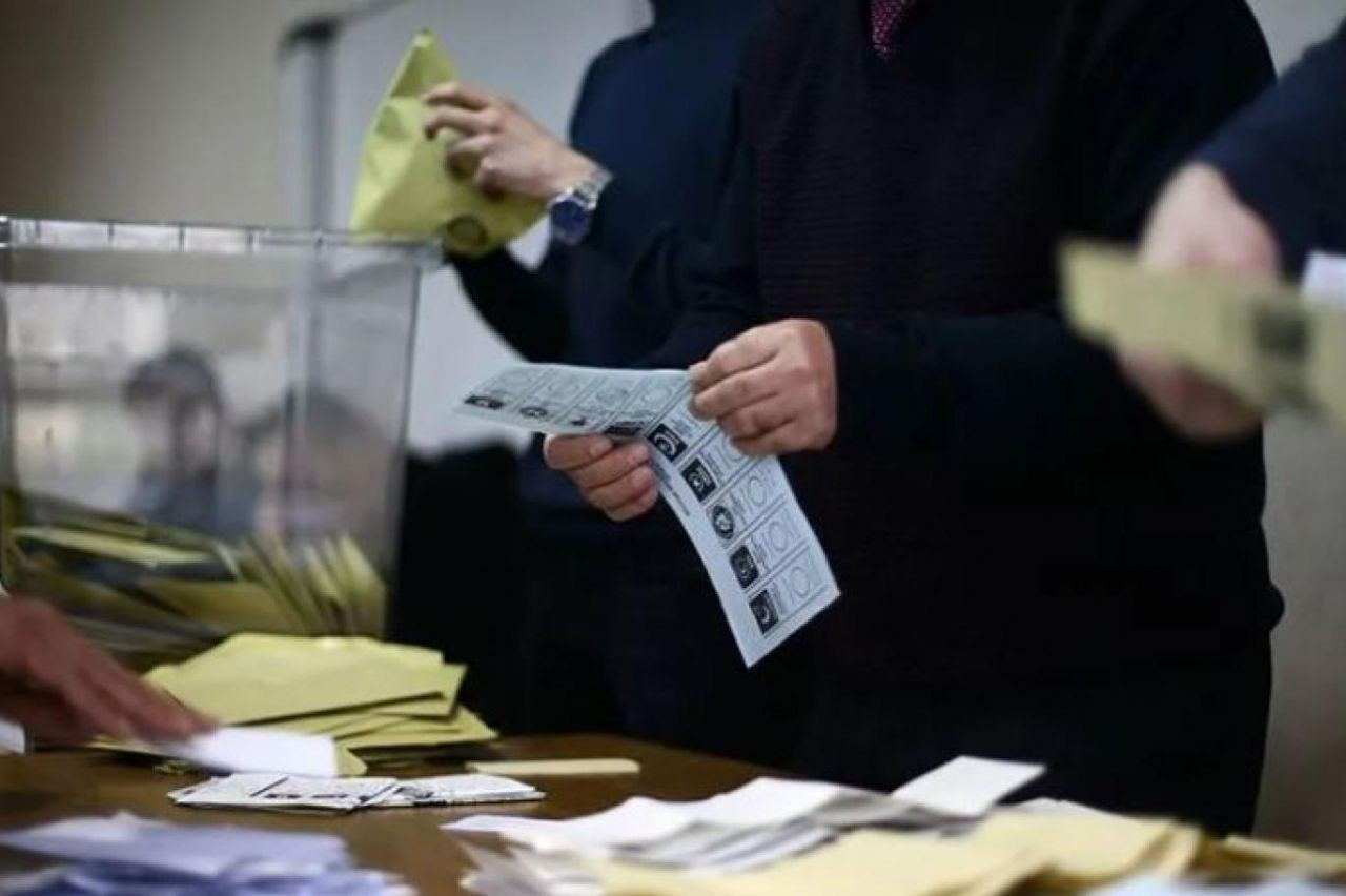 AK Parti'den 30 büyükşehirde seçim araştırması! İşte oy oranındaki düşüşün 3 nedeni - Sayfa 5