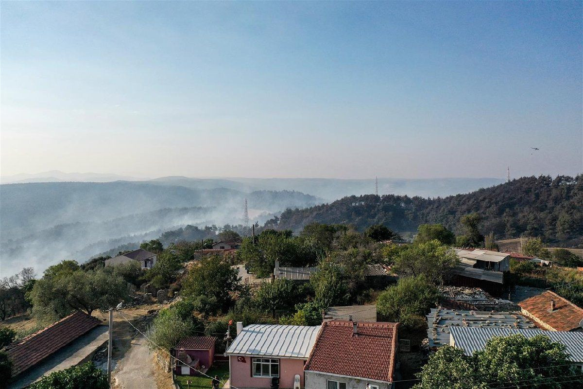 Çanakkale’deki yangın son felaketinde durum: Evler hasar gördü, köyler boşaltıldı - Sayfa 14