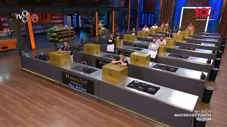 MasterChef'te yeni kaptanlar ve takımlar belli oldu! Yarışmaya Danilo Şefin düşmesi damga vurdu - Sayfa 1