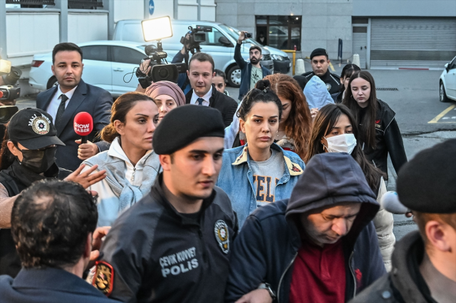 Miktarın büyüklüğü öyle böyle değil! Polat çiftinin tutuklama talebi ile sevk gerekçesi ortaya çıktı - Sayfa 5