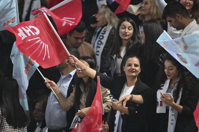 CHP'de başkanlık yarışı ikinci tura kaldı! Hangisi ilk turu önde bitirdi? - Sayfa 8