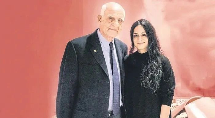 İnan Kıraç'ın evlatlıktan reddettiği İpek Kıraç aşkı DJ Sezer Uysal’da buldu - Sayfa 7