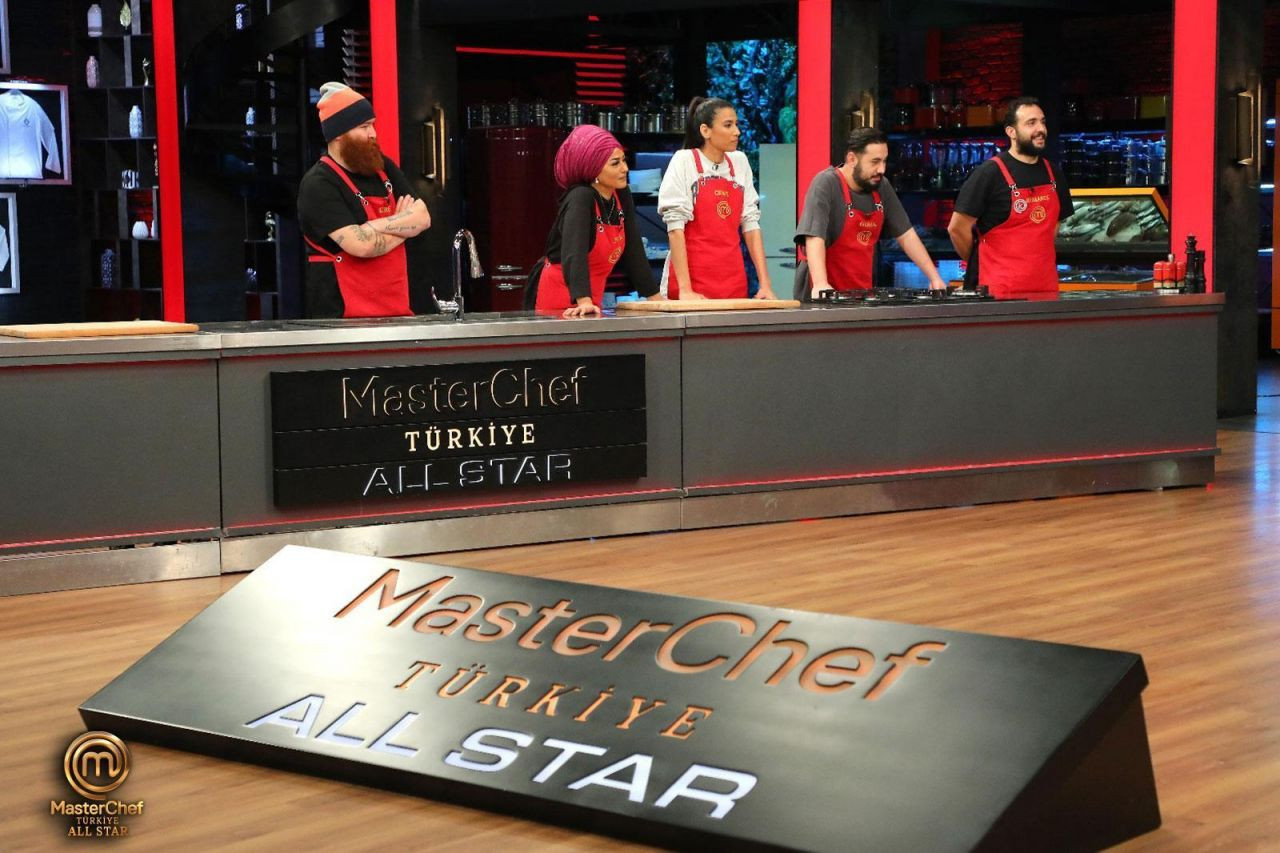 MasterChef'te eleme adayı belli oldu! Kıyasıya rekabet yaşandı - Sayfa 5