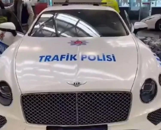 Porsche, Ferrari, Bentley... Comanchero'nun lüks araçları emniyetin oldu - Sayfa 4