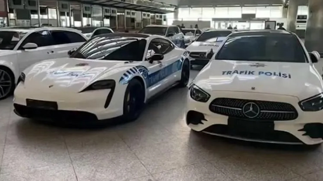 Porsche, Ferrari, Bentley... Comanchero'nun lüks araçları emniyetin oldu - Sayfa 1