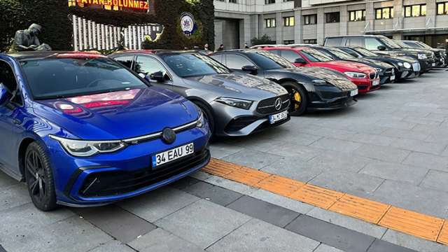 Porsche, Ferrari, Bentley... Comanchero'nun lüks araçları emniyetin oldu - Sayfa 6