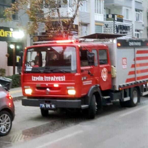 İzmir'de metroda yürüyen merdiven kazası! Yaralılar var - Sayfa 2