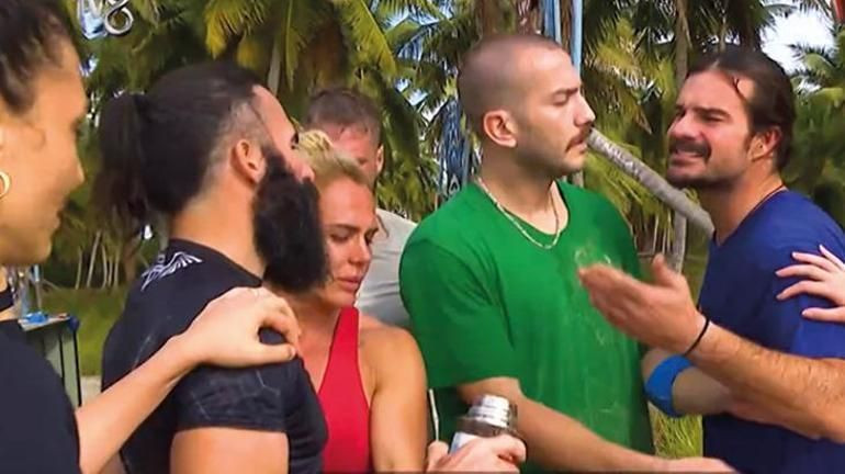 Survivor All Star'da ilk eleme adayı belli oldu! Yarışmacılar ilk günden birbirine girdi - Sayfa 6