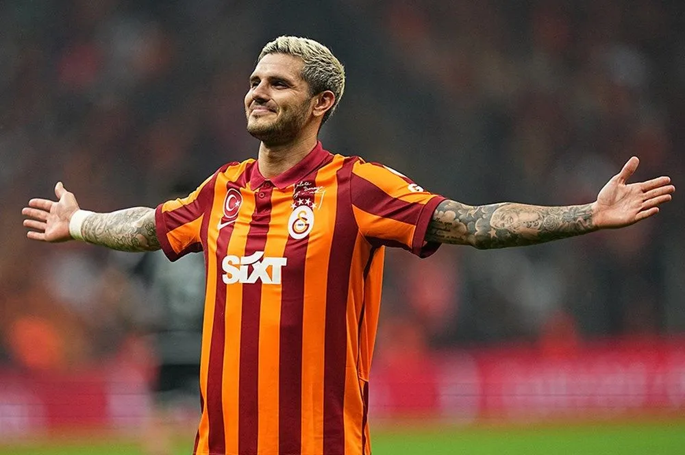 Galatasaray efsanesinden Mauro Icardi'ye tepki: Kayak yapıyor, denize giriyor! - Sayfa 3