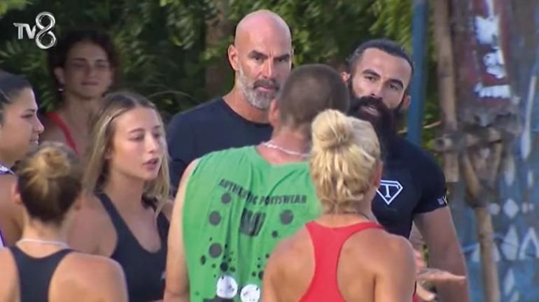 Survivor All Star'dan elenen ilk isim belli oldu! Favori yarışmacılar fena kapıştı - Sayfa 4