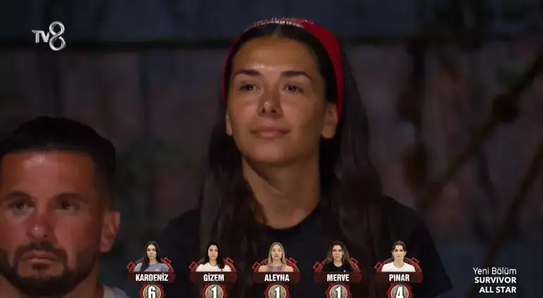 Survivor'da birinci gitme adayı belli oldu! Nagihan gözyaşlarına boğuldu: Acun'dan ayar - Sayfa 10