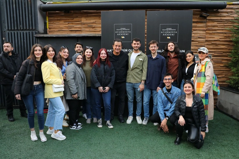 Acun Ilıcalı sözünü tuttu! Acunmedya Akademi mezunlarıyla buluştu - Sayfa 1