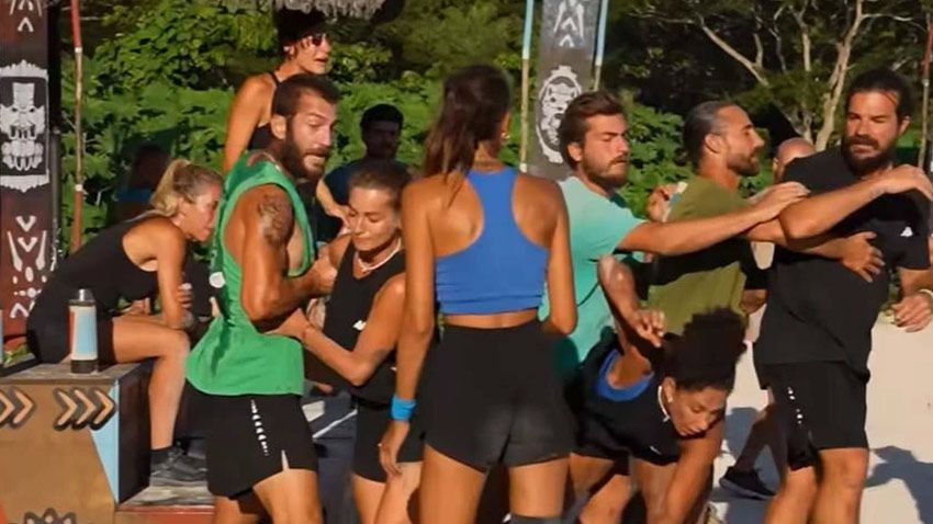 Survivor'da birçok yarışmacı birbirine girdi! Eleme adayı belli oldu - Sayfa 1