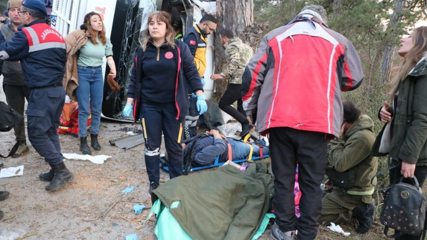 Bolu'da can pazarı! Çok sayıda yaralı var - Sayfa 7