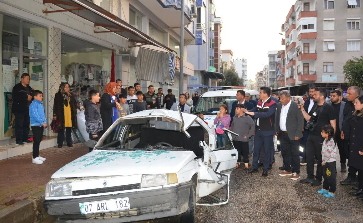 Antalya'yı yağmur ve hortum fena vurdu! Çok sayıda yaralı var - Sayfa 5