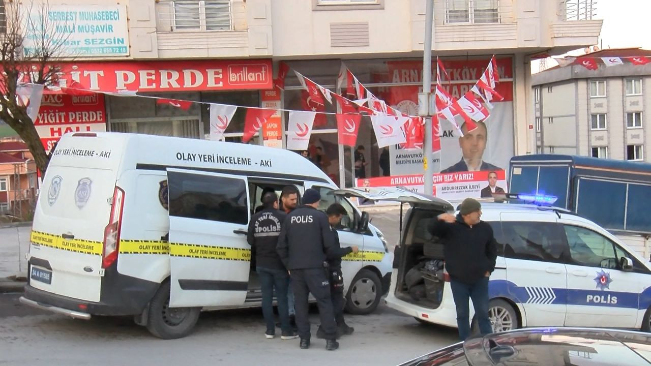 Yeniden Refah Partisi'nin seçim aracına silahlı saldırı! 3 el ateş edildi - Sayfa 5