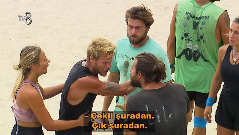 Survivor'a damga vuran kavga! Berna, Yunus Emre'nin üzerine yürüdü: İlk eleme adayı belli oldu - Sayfa 5