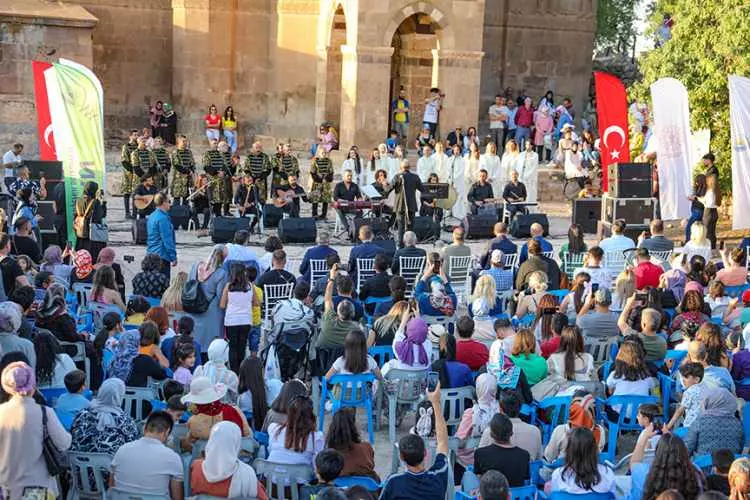 TÜİK paylaştı: Yaşam süresi en uzun iller belli oldu - Sayfa 65