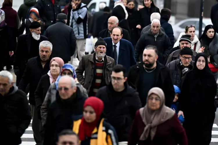 TÜİK paylaştı: Yaşam süresi en uzun iller belli oldu - Sayfa 6