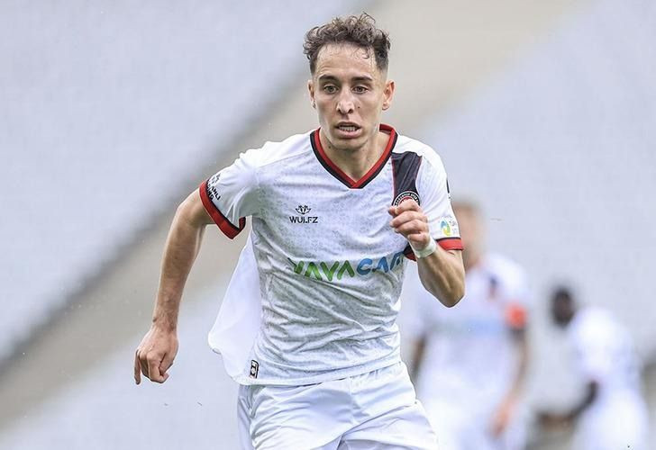 Sosyal medya ayağa kalktı! Instagram paylaşımı Emre Mor'un başını yaktı! Flaş kadro dışı kararı - Sayfa 2