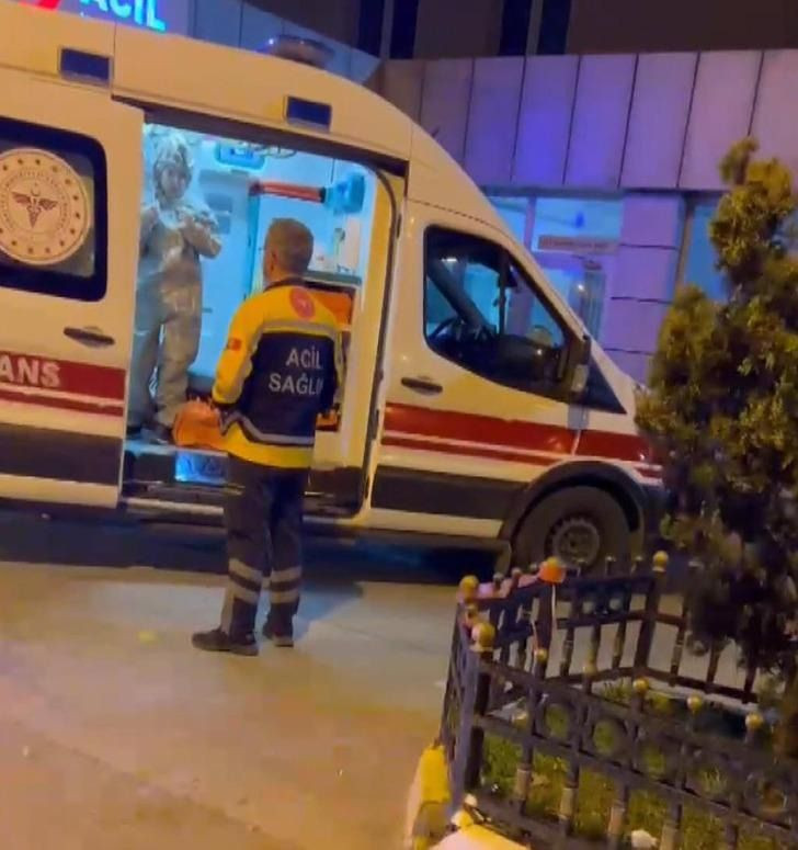 Avcılar'da izole 'hasta' alarmı! Özel kıyafetler giydiler, acil servis kapatıldı - Sayfa 3