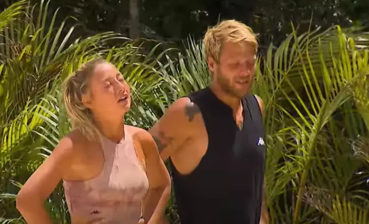 'Eşimden uzak dur' kavgası! Survivor yarışmacılarının aileleri birbirine girdi - Sayfa 12