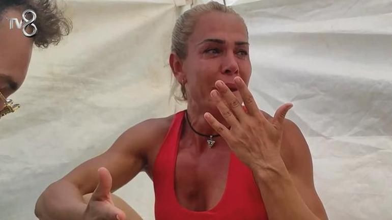 Survivor'da son eleme adayı belli oldu! Nagihan Karadere gözyaşları içinde kaldı - Sayfa 4