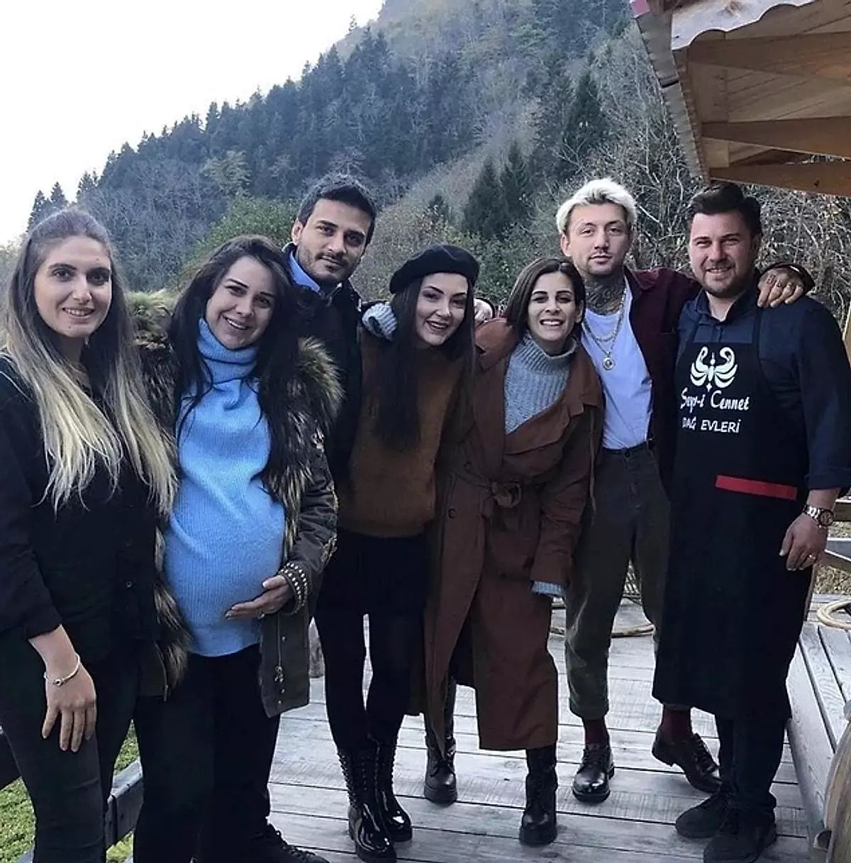 Dilan Polat, Nez Demir, Eylül Öztürk... Yıllar önce çekilen tatil görüntüleri gündem oldu! - Sayfa 6