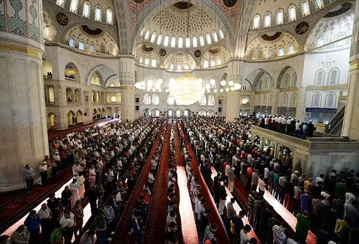 İstanbul bayram namazı saati belli oldu! Diyanet il il yayınladı - Sayfa 3