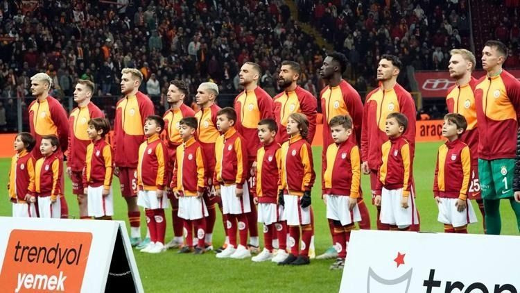 İtalyanlarla görüşüyor! Galatasaray'a resti çekti: Ayrılıyorum - Sayfa 1