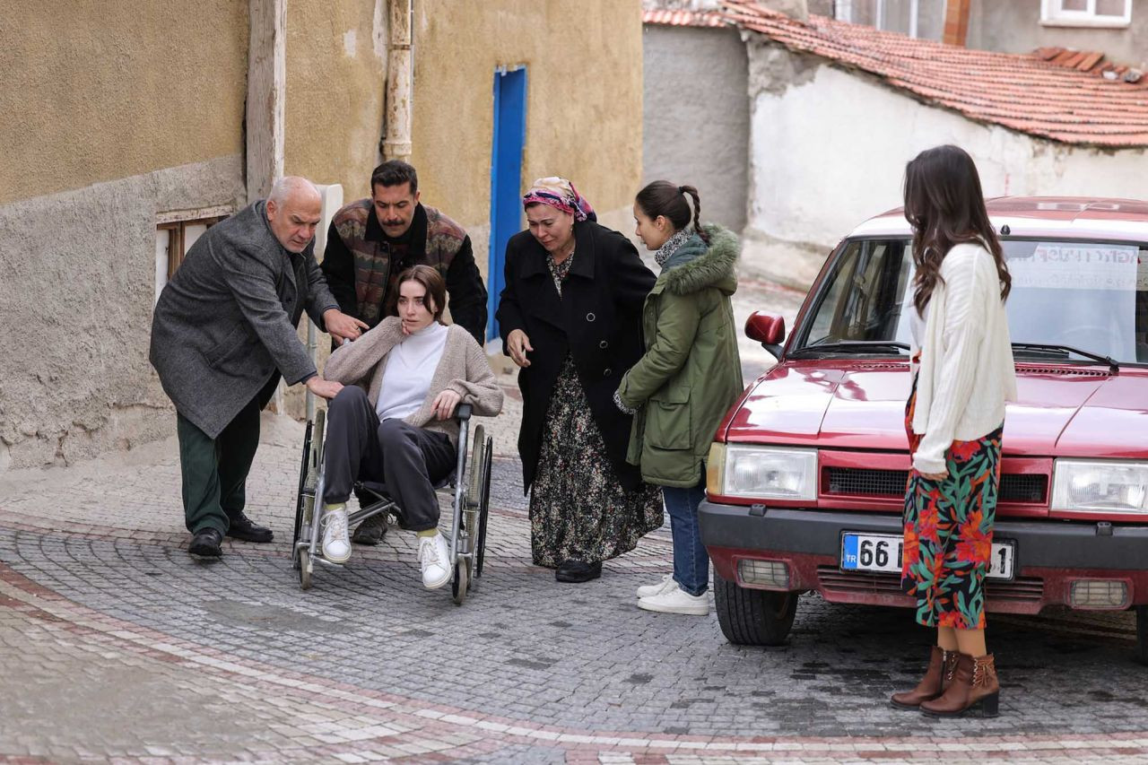 Hangi yapım zirveye adını yazdırdı? İşte 13 Nisan Cumartesi reyting sonuçları... - Sayfa 11