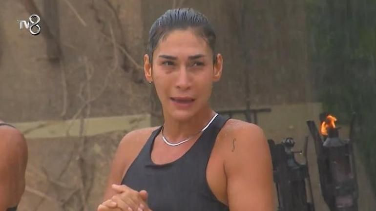 Survivor All Star'da adaya veda eden yarışmacı belli oldu! Elenince ortalığı birbirine kattı - Sayfa 3