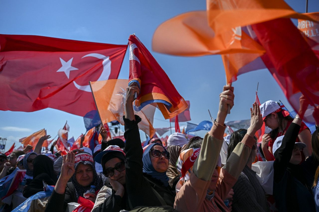 "AK Parti yerel seçimde neden oy kaybetti?" anketi! Birinci sırada hayat pahalılığı var - Sayfa 4