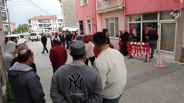 Dedikodu iddiası katliam yaptırdı! 80 yaşındaki saldırgan kuaför salonunu bastı - Sayfa 2