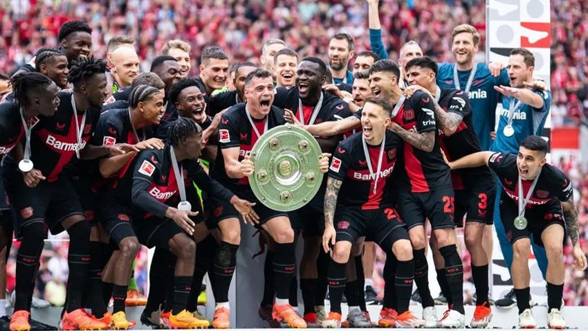 Bayer Leverkusen, Bundesliga tarihine geçti - Sayfa 1