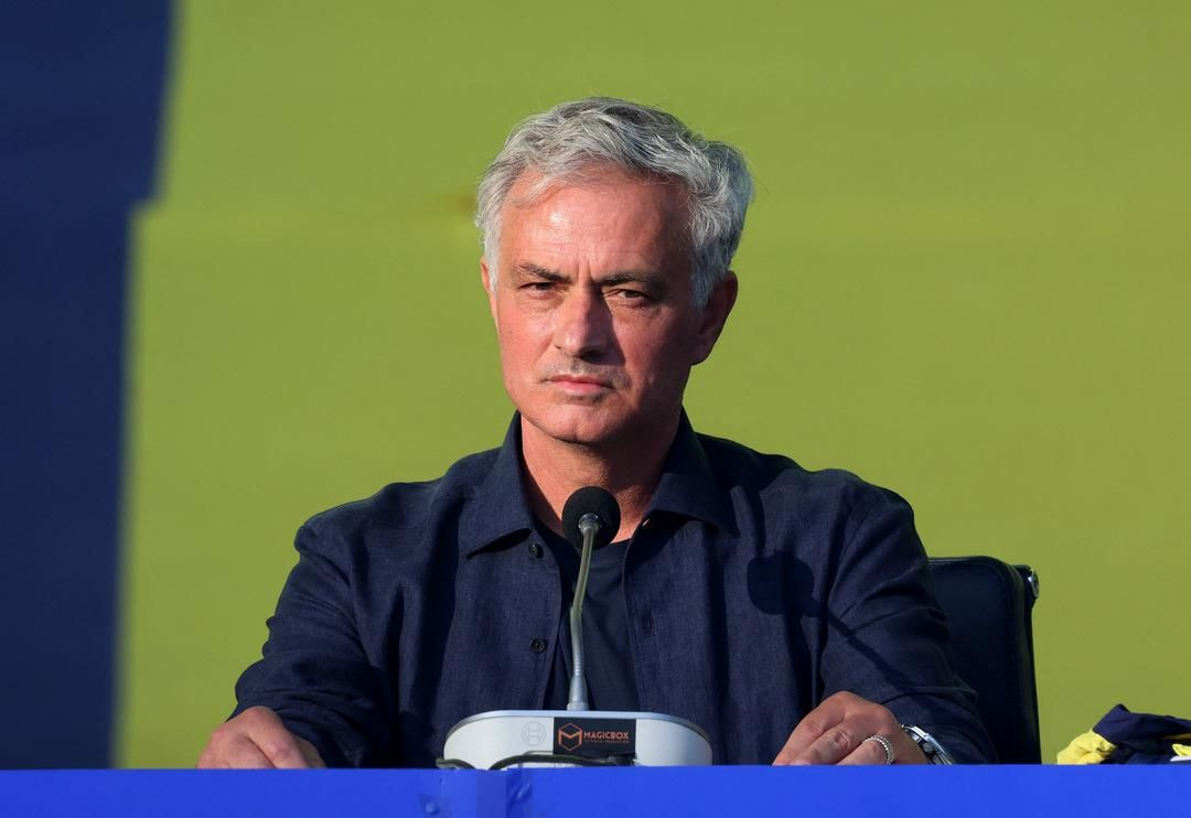 Fenerbahçe'nin yeni hocası Jose Mourinho imzayı attı! "Ben artık size aitim" - Sayfa 20