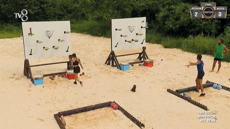 Survivor All Star'da ilk eleme adayı belli oldu! Yarışma öncesi ağladı - Sayfa 4