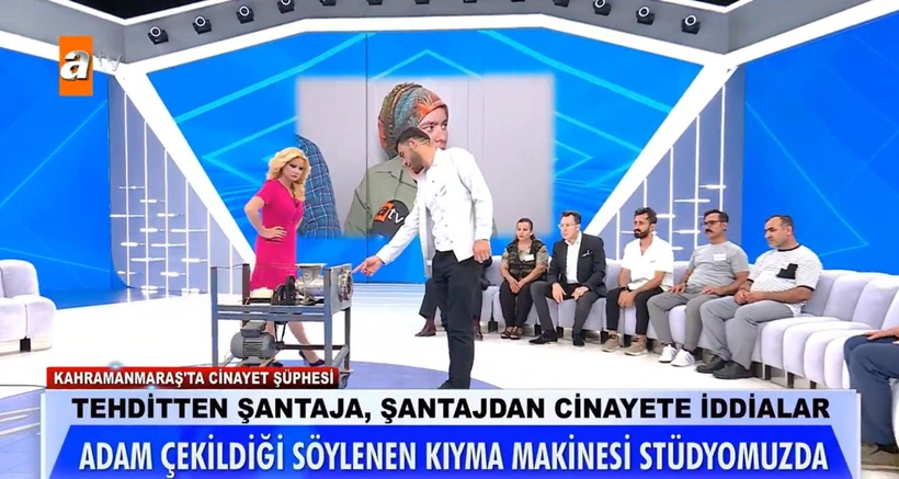 Türk televizyonlarında bunu da gördük... Adam çekilen kıyma makinesi stüdyoda - Sayfa 3