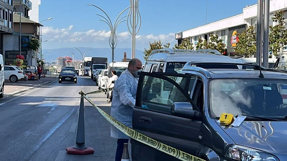 Lise müdür yardımcısı aracında infaz edildi: Kaçan saldırgan aranıyor - Sayfa 7