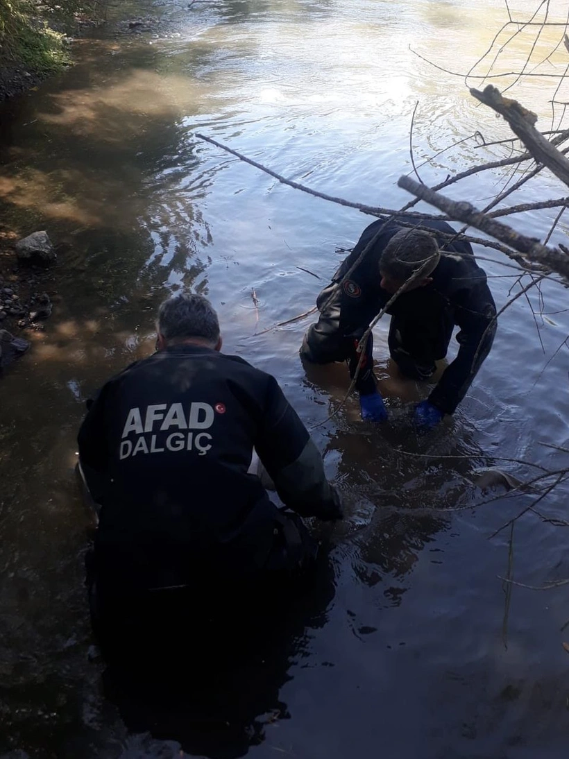 Günlerdir aranıyordu, Profesörden acı haber... Elleri bağlı halde bulundu - Sayfa 3