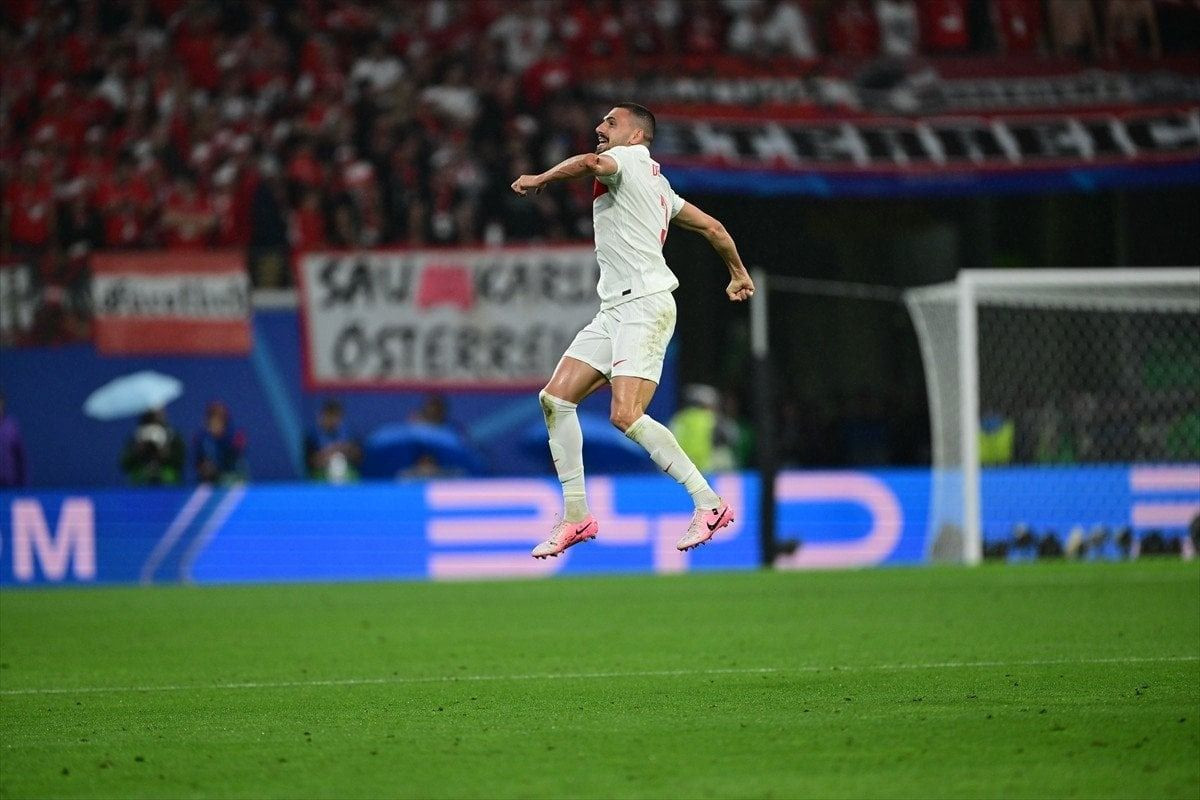 Gol sevincini böyle kutladı! Avusturya'ya 2 gol atan Merih Demiral'dan bozkurt işareti - Sayfa 4