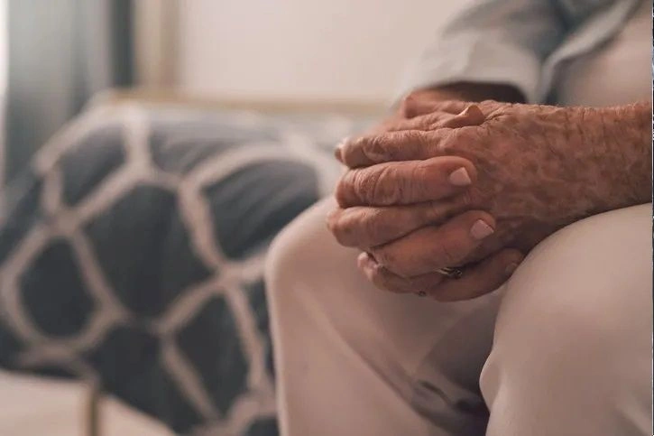 Alzheimer'ın ilk işareti yıllar önce kendini gösteriyor: Tuvalette bunu yaşıyorsanız dikkat - Sayfa 7