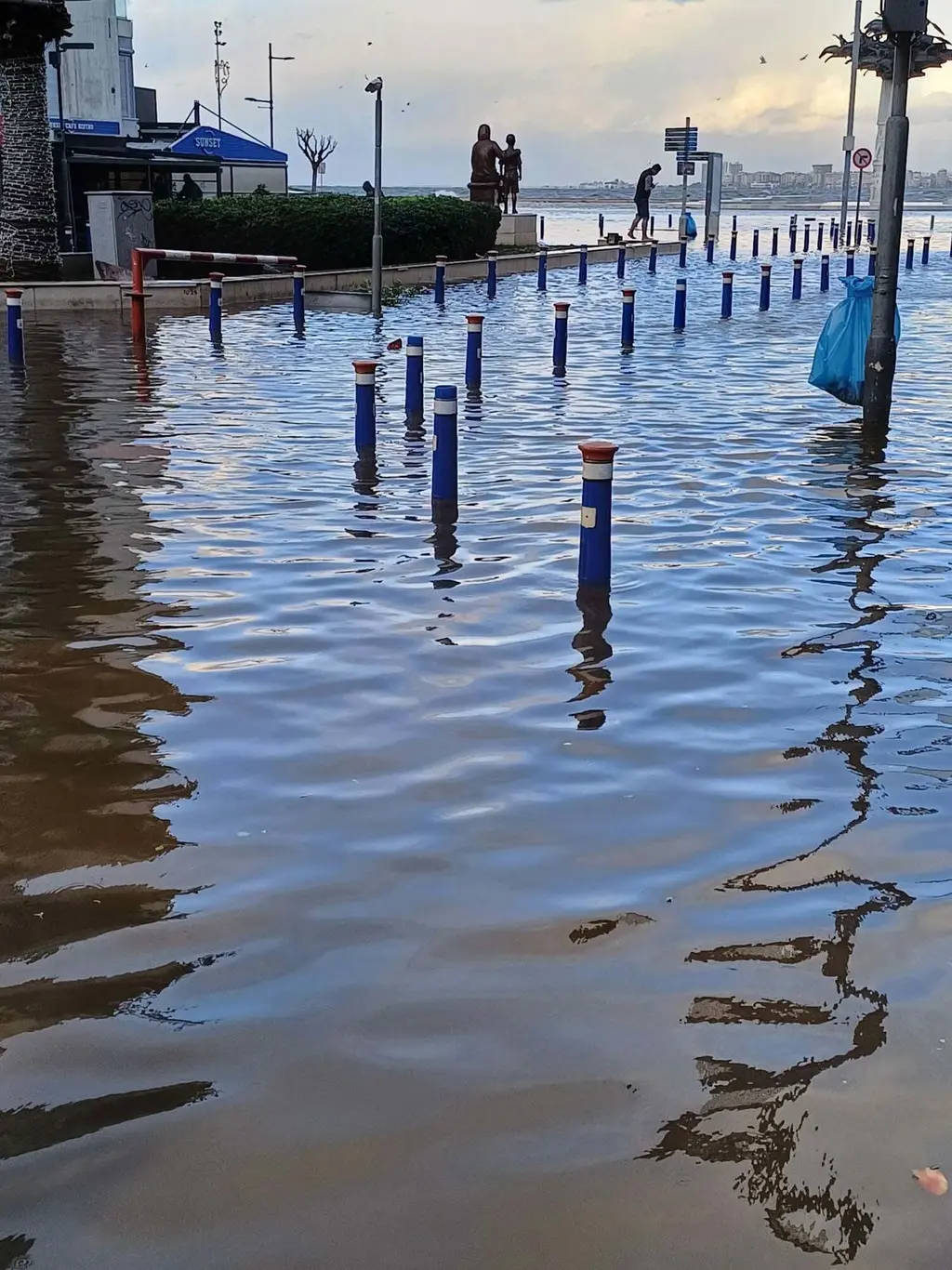 Uzman isimden İzmir'e korkutan deprem uyarısı! 'Deniz kentin içerisine girecek!' - Sayfa 6