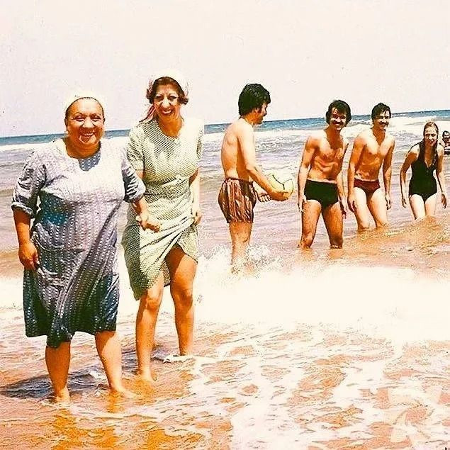 Buram buram nostalji! Ünlülerin eski tatil fotoğrafları ortaya çıktı... Çevreci Tarkan, Çılgın Bediş - Sayfa 10