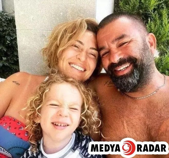 Ceyda Düvenci radyocu sevgilisi Güçlü Mete ile aşka geldi! Romantik pozuna beğeni yağdı… - Sayfa 34