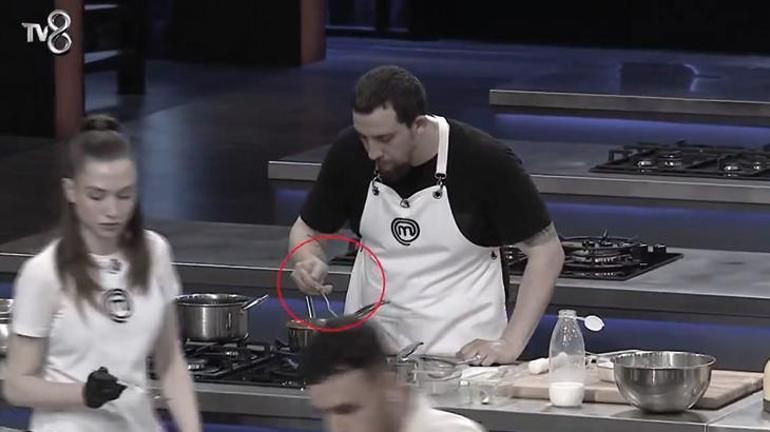 MasterChef'te 15. yarışmacı belli oldu! Mehmet şef bir anda seslendi: Herkes dursun, çift tadım var - Sayfa 3