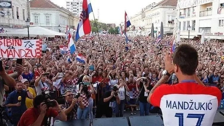 Dünyanın en ateşli taraftarları belli oldu: Süper Lig’den bir takım var - Sayfa 10