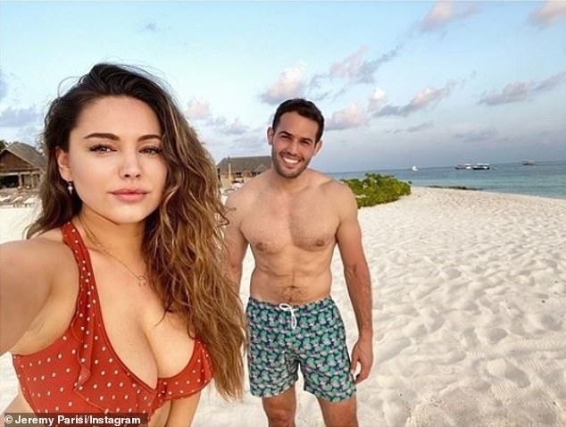 Kelly Brook şöhrete doydu, hayatını değiştiriyor... Adım bile gerçek değil ki! En mutlu olduğum yer - Sayfa 9