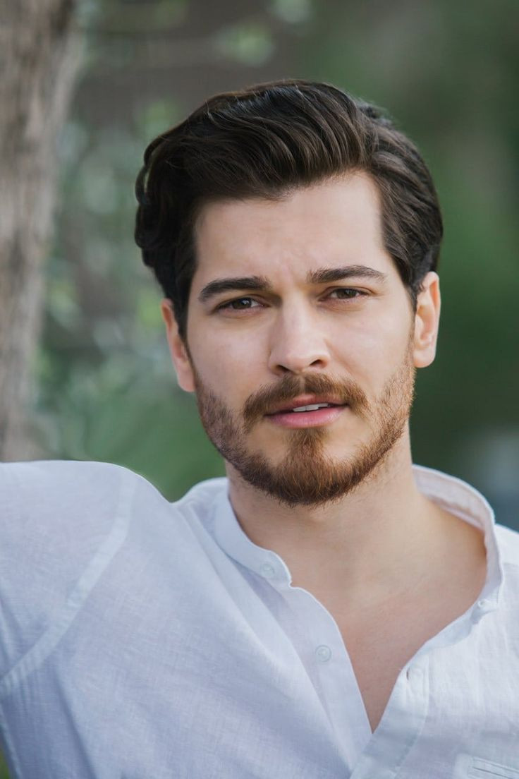 Çağatay Ulusoy ve Şenay Gürler'in yatak sahnesi olay oldu! Ateşli anlar sosyal medyayı salladı - Sayfa 13