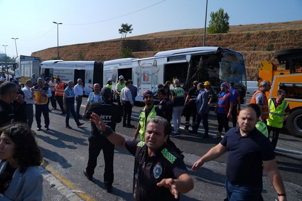 Küçükçekmece’deki metrobüs kazası nasıl yaşandı? Ön rapor tamamlandı! - Sayfa 2